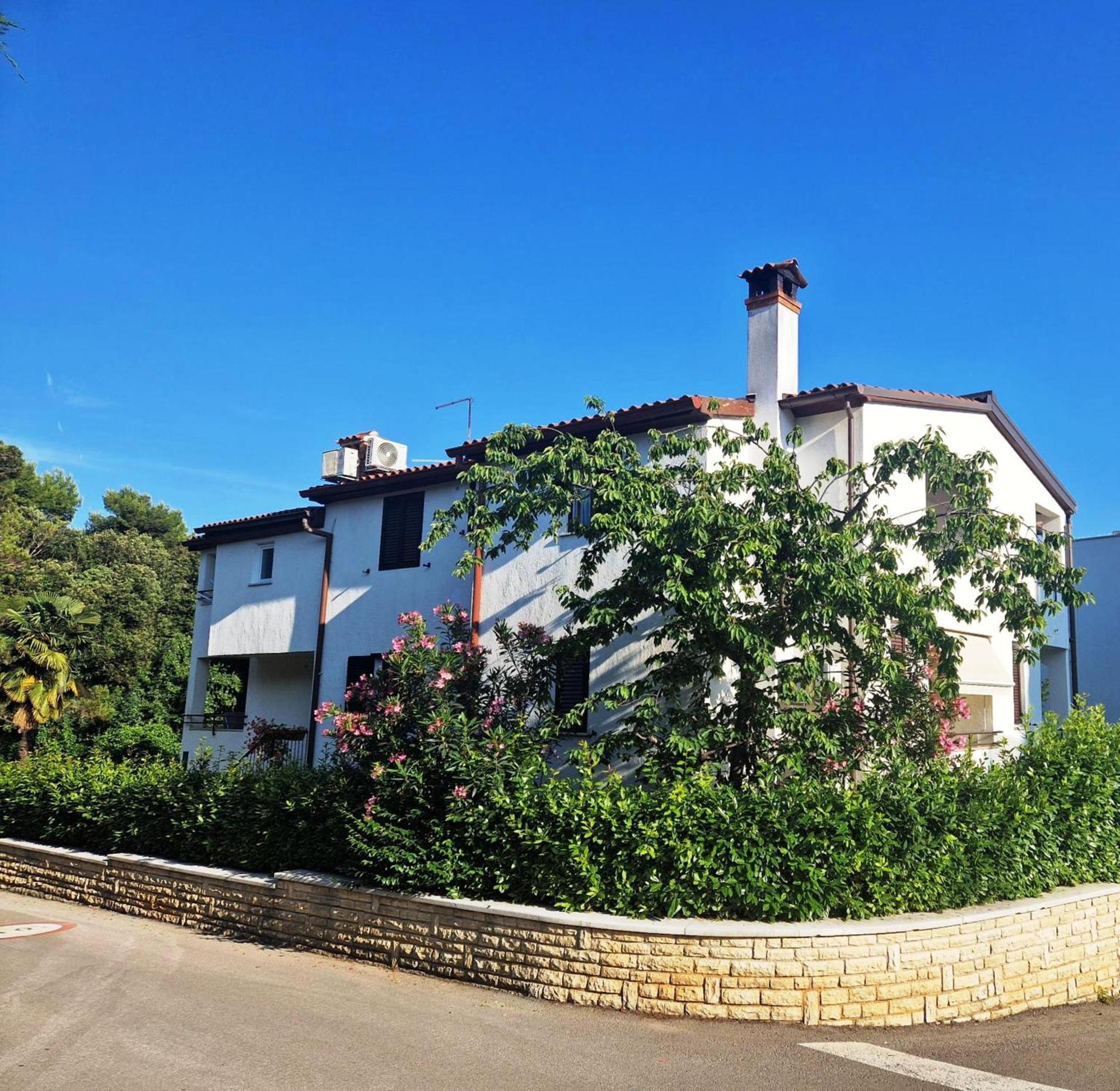 Molo View Apartment Rovinj Exteriör bild